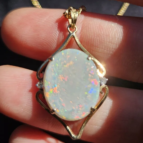 14k Opal And Diamond Chip Pendant - Picture 2 of 9